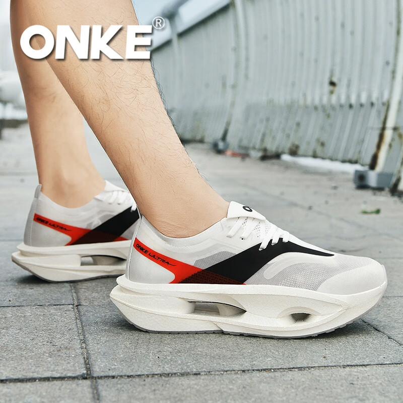ONKE德国欧克户外轻便透气减震防滑耐磨跑步鞋男女碳板马拉松运动鞋男 白驹 男女同款 38