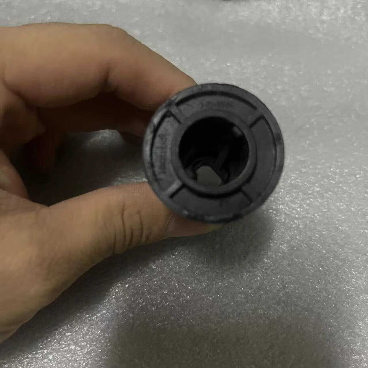 赛驰诺适用广汽埃安后视镜轴反光镜转轴塑料轴原厂拆车倒车镜专用轴