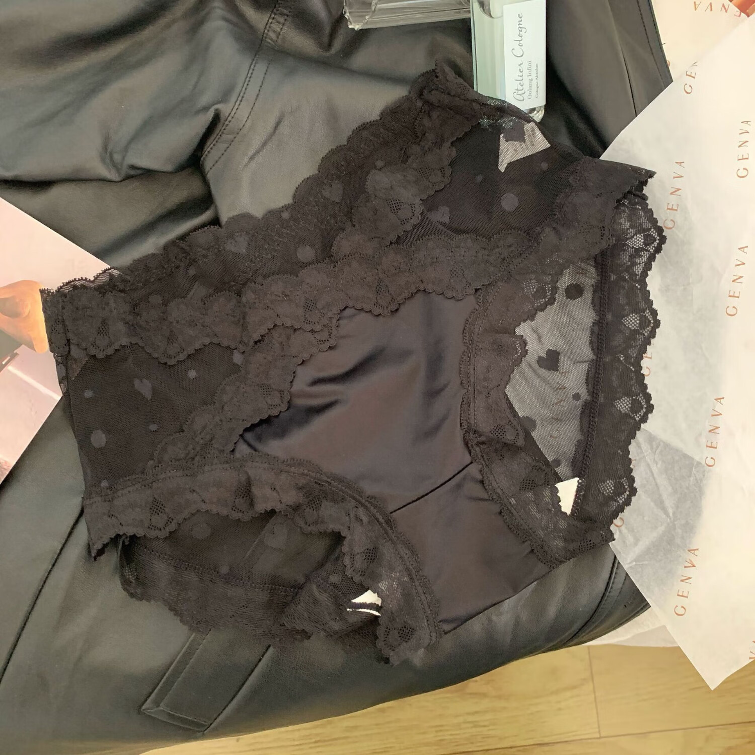 稚蝶内裤女 无痕透气低腰纯棉裆 镂空花边三角裤 贵妇蕾丝 混色 肤色+绿色+粉色+黑色随机 4条 XL 170/95