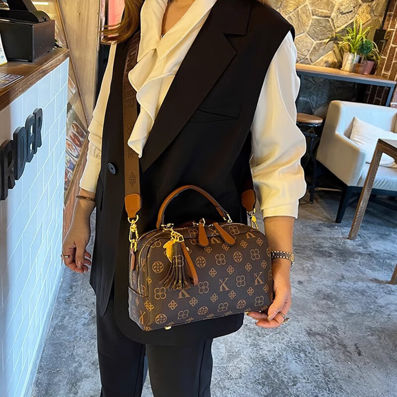 柏欧雅轻奢品牌包包女2025新款真皮时尚手提包单肩波士顿包斜挎包通勤包 咖啡色【可代写贺卡】