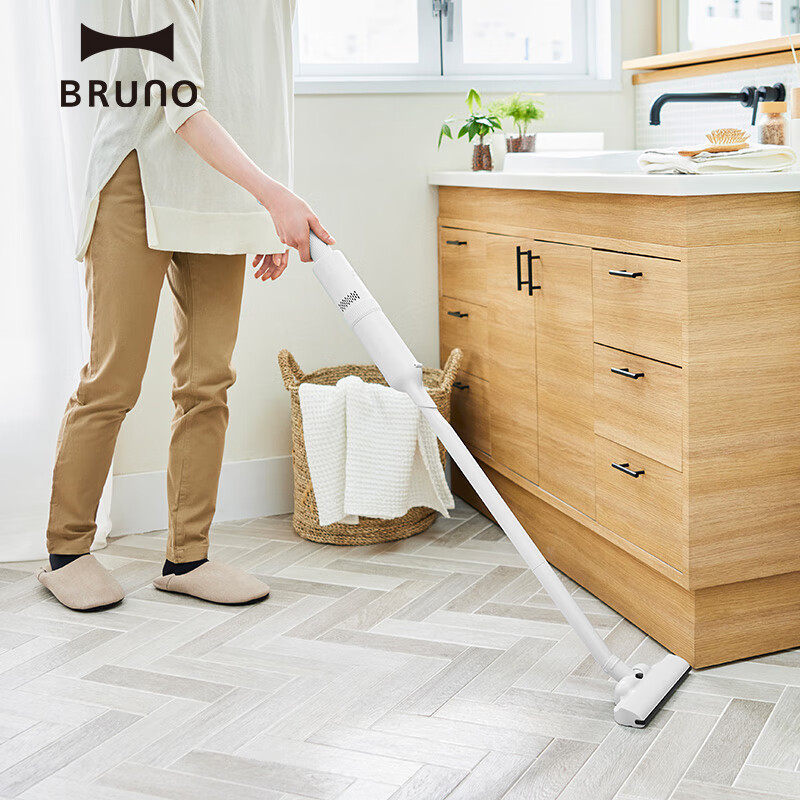 BRUNO日本进口吸尘器家用无线大吸力静音电器车载清洁除尘宠物吸毛神器清洁棒小家电 白色