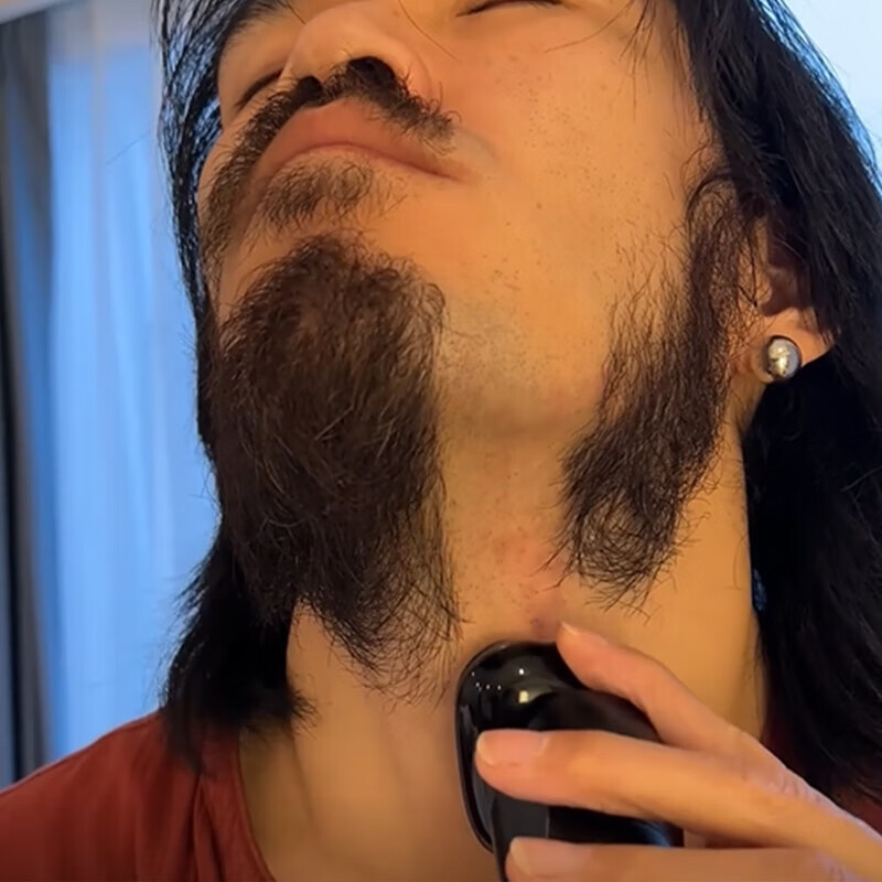 超人(SID)剃须刀男士独立浮动10W大功全机身水洗车载电动三刀头IPX7级全身水洗高性能锂电池Type-C HS7365【赠备用刀头+礼盒、礼袋】