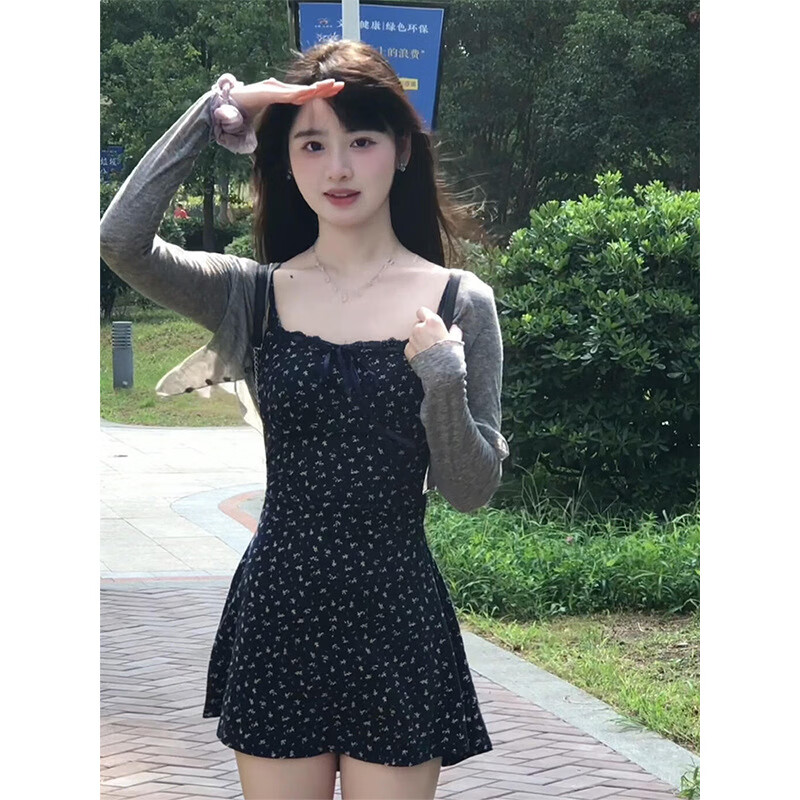 蓝色碎花连衣裙女春季流行穿搭吊带小个子法式包臀掐腰2025新款 蓝色碎花连衣裙 S