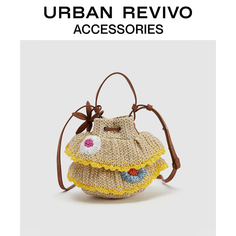 URBAN REVIVO2025夏季新款女士草编花朵手提斜挎包UAYB50074 浅卡其