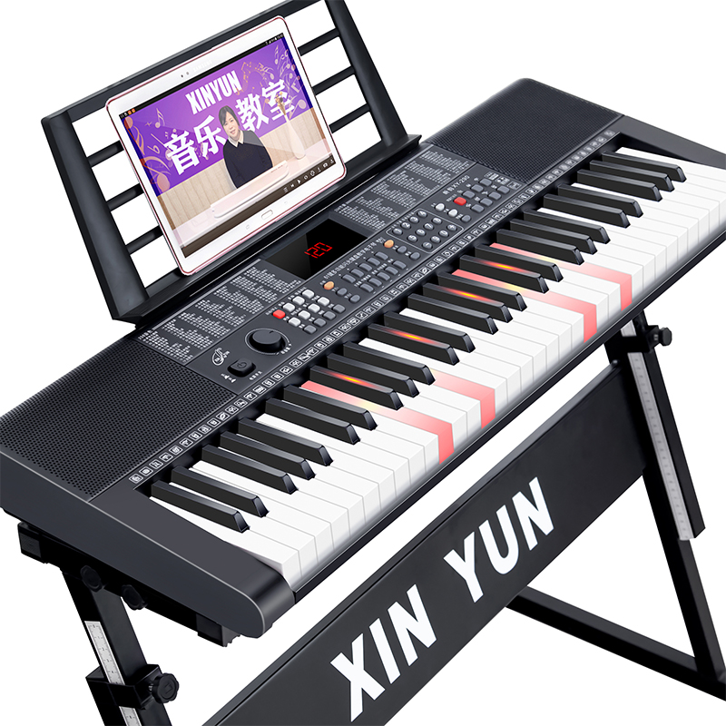 新韵电子琴61键智能亮灯跟弹按键手感怎么样？和电钢或者钢琴比起来？