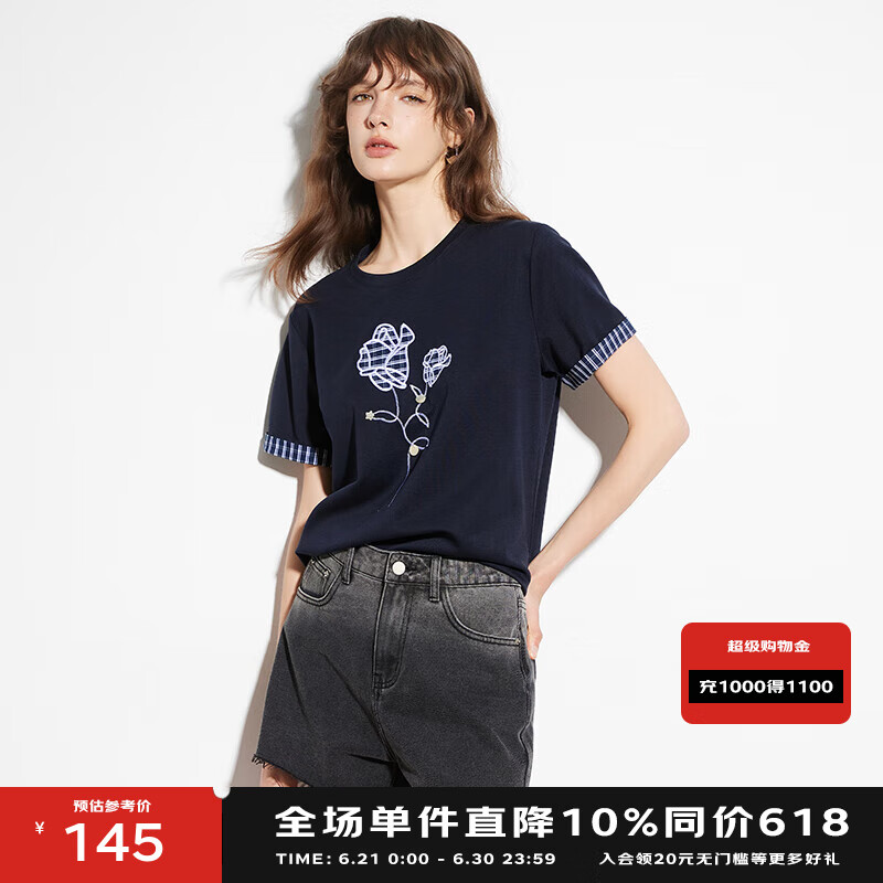BASIC HOUSE/百家好韩系拼接格纹袖口花朵刺绣短袖T恤女2025夏季 藏青色 L
