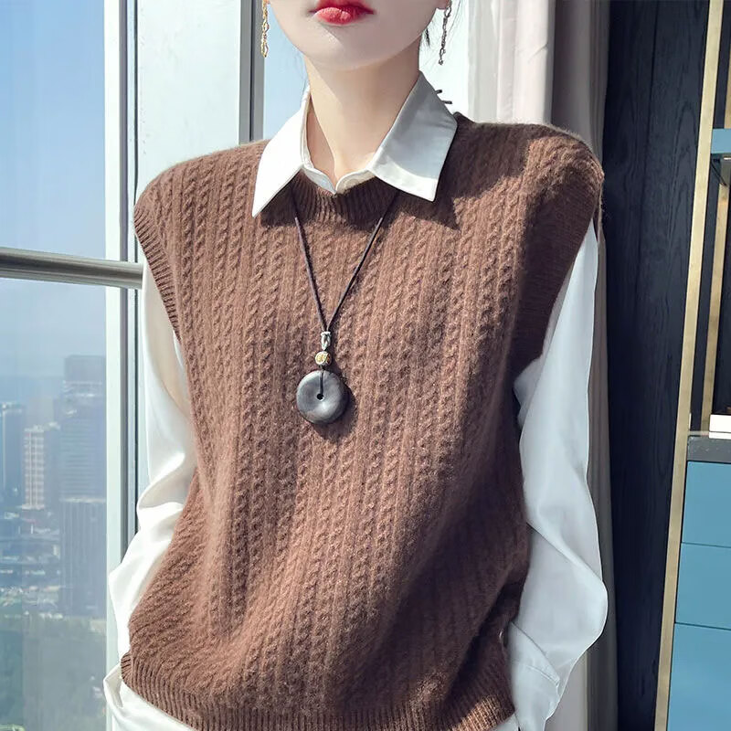 子牧棉麻2025秋装 女复古绞花圆领针织马甲背心叠穿针织无袖坎肩上衣0025 咖啡色 均码 (建议90-135斤)