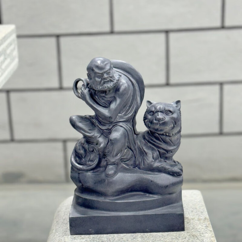 石雕伏虎罗汉降龙伏虎罗汉寺庙房屋摆放青石伏虎罗汉佛像达摩祖师 高