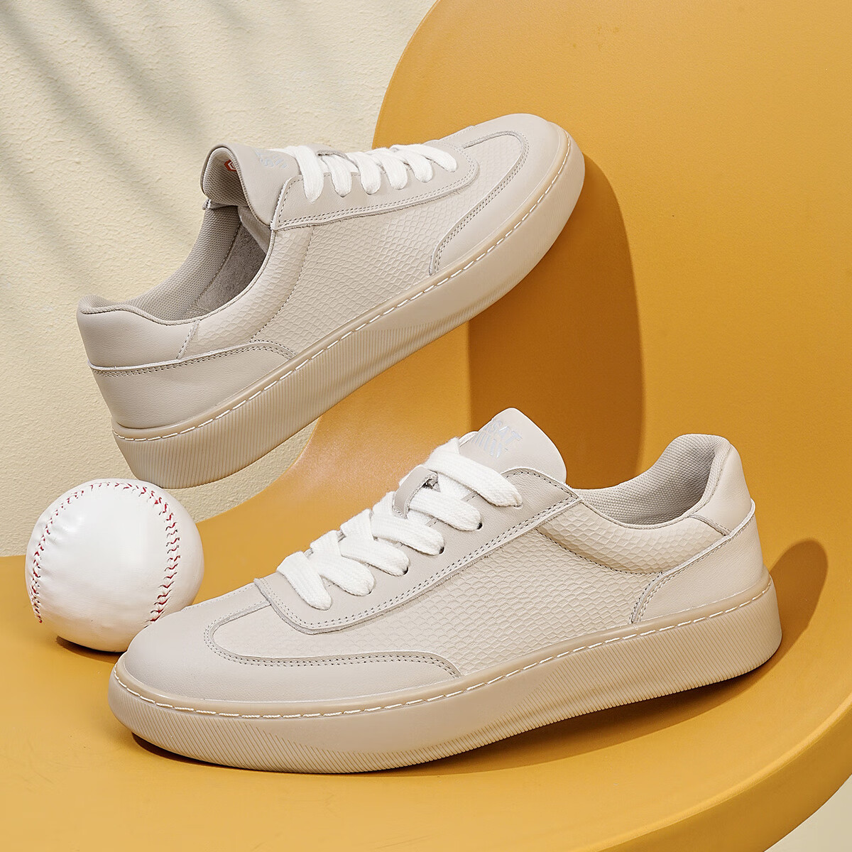 星期六男鞋头层牛皮夏季透气小白鞋板鞋纯色复古休闲鞋子男