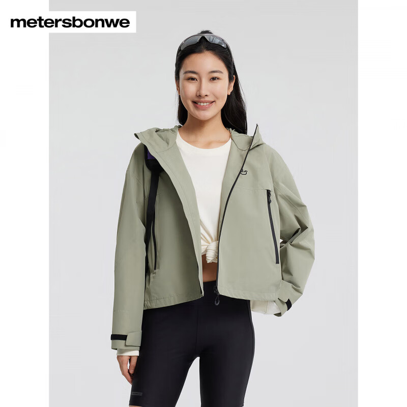 美特斯邦威[商场同款]夹克女2025春季新款户外时尚百搭连帽外套 鱼子酱黑 L 165 88A