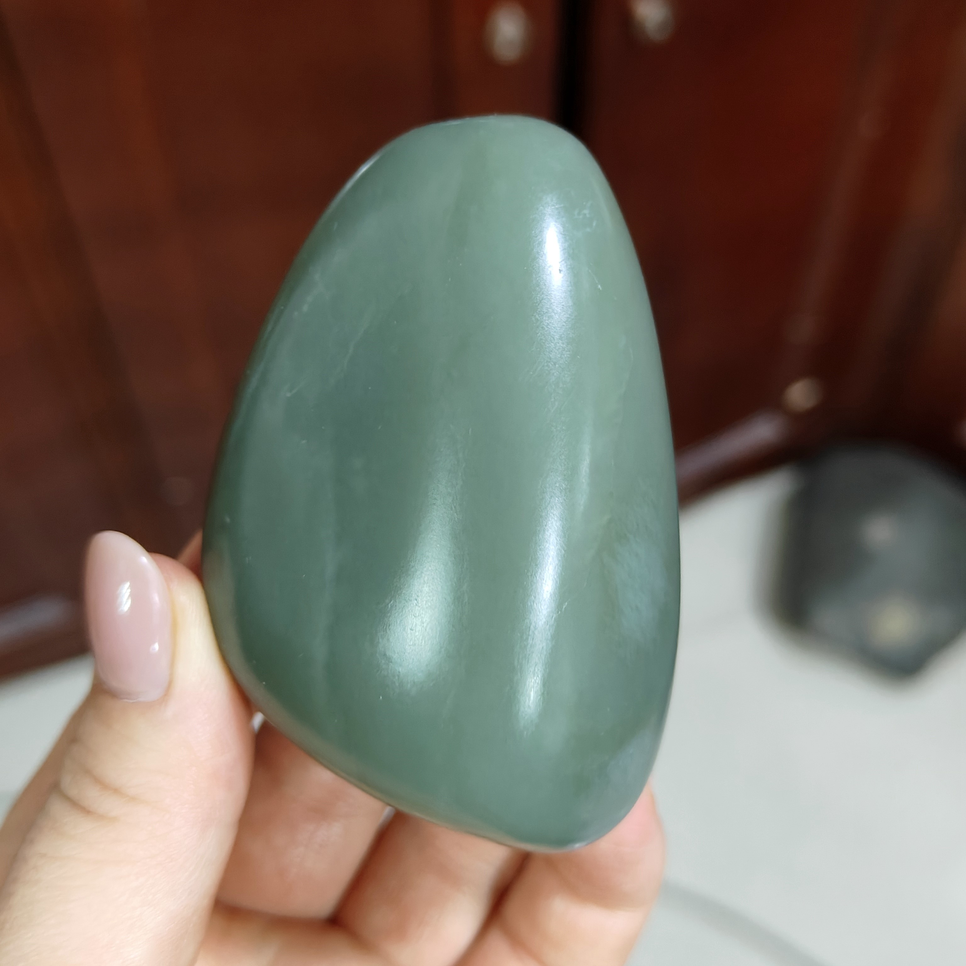 甘夏185g新疆和田籽料原石天然沙枣青手把件原石雕刻料顺手一把抓把玩