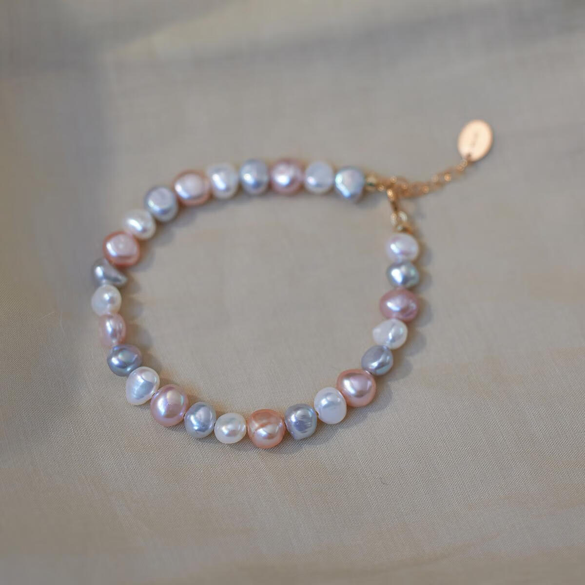 gioio2025设计简约天然淡水珍珠彩色手链小众叠戴个性气质轻奢 天然