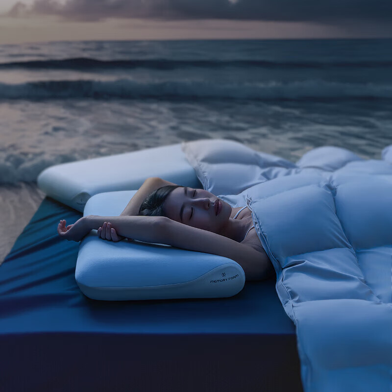 亚朵村的云酒店枕头 第2代深睡枕pro记忆枕慢回弹深度睡眠颈椎护颈枕芯 二代-深睡三芯R4 70*42*12 单只