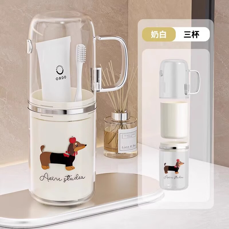 ���ӵ�����������һ���ڱ���װ͸����ͯѧ����ˢ�����Яʽ�������ϴ���� ͸�ס����ÿ22.8Ԫ