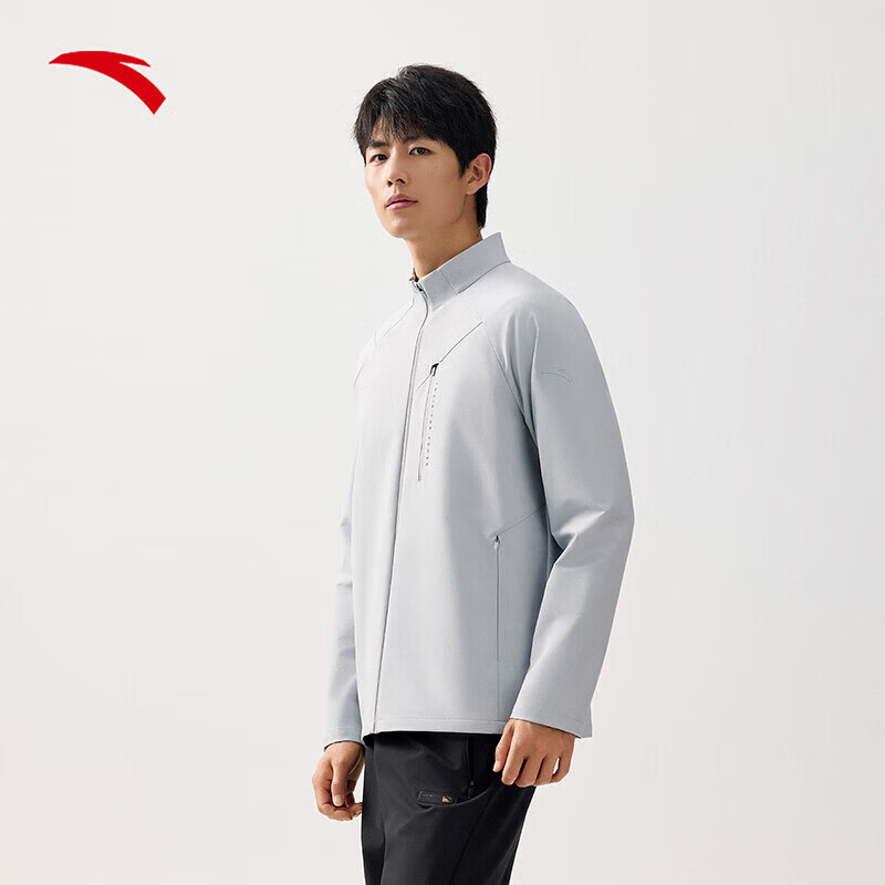 安踏（ANTA）男外套风衣秋冬梭织薄款连帽开衫跑步训练运动上衣 泥石灰-2 2XL (男185)