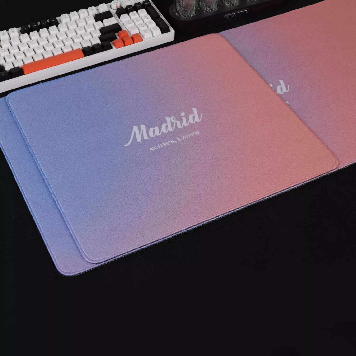 SHODESK漫游者Rover系列涩垫电竞鼠标垫超细纤维绒布桌垫FPS游戏 定制-4mm厚度 400*900mm