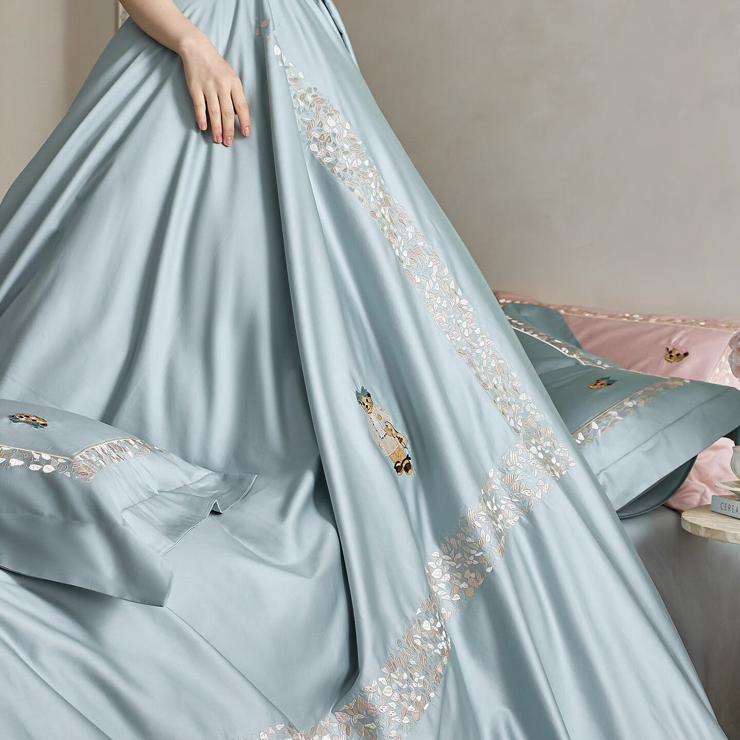 Teenie Weenie小熊新款法式轻奢高级四件套全棉纯棉床单被套高支高密床上套件 朵漫-天空蓝 2.0m 床单款 （被套220*240cm）