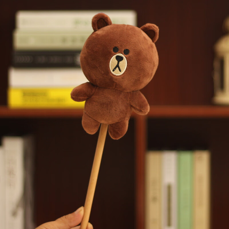 布朗熊捶背棒卡通毛绒敲背棒可爱敲背神器敲背锤经络敲打小拳头定