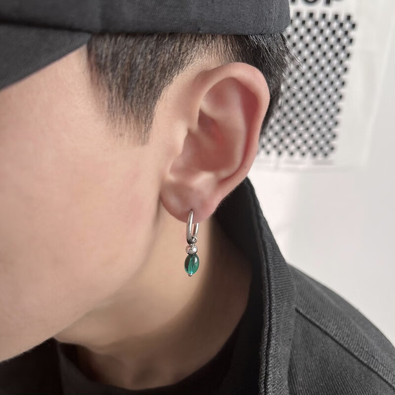 玖维娅耳钉男潮高级感男生耳环单只痞帅学生耳圈个性百搭耳扣送男友