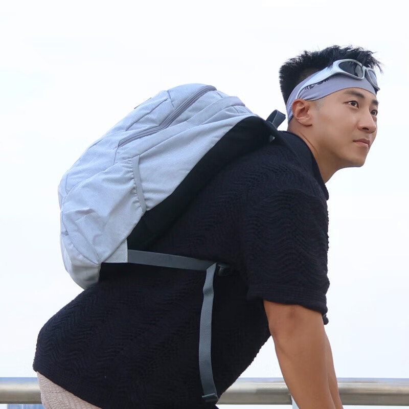 JANSPORT杰斯伯双肩包男女户外旅行运动登山背【下单前请认真看瑕疵说明】 382D3F6 浅灰（微瑕）