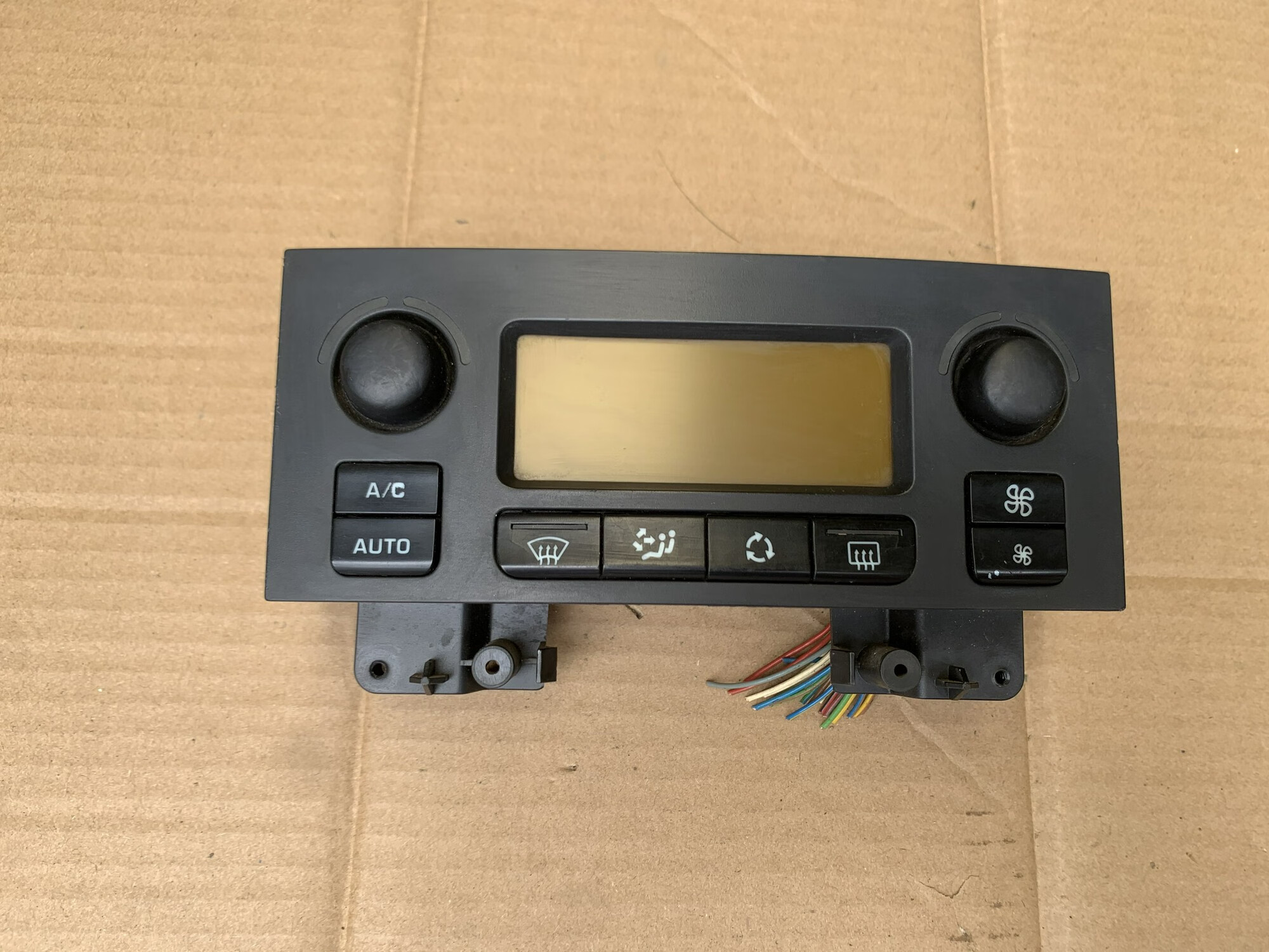 丽田适配标致307自动空调开关雪铁龙凯旋世嘉自动空调面板ac开关按钮