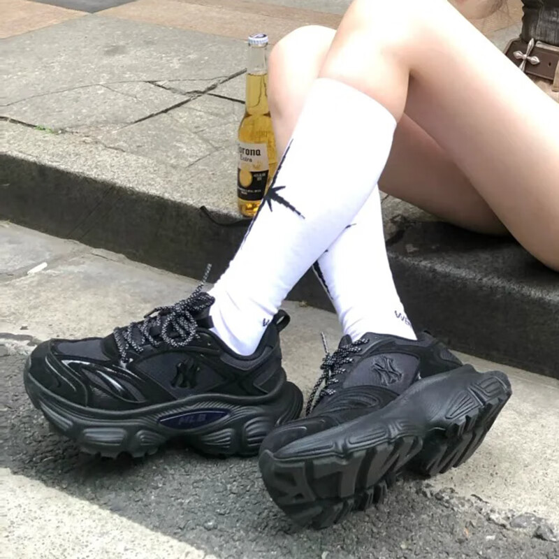 MLB官方运动鞋女鞋子 男鞋复古休闲鞋情侣跑鞋网面鞋老爹鞋3ASHW015N 纽约洋基队/黑色 38 (240mm)