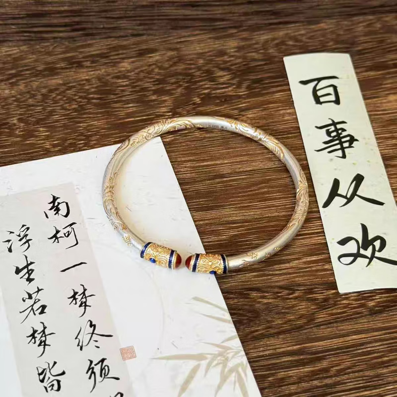 胖东来纯银唐草纹手镯女9999实心足银镯子中式民族风复古传承手环 唐草纹描金银手镯25克丨证书礼盒