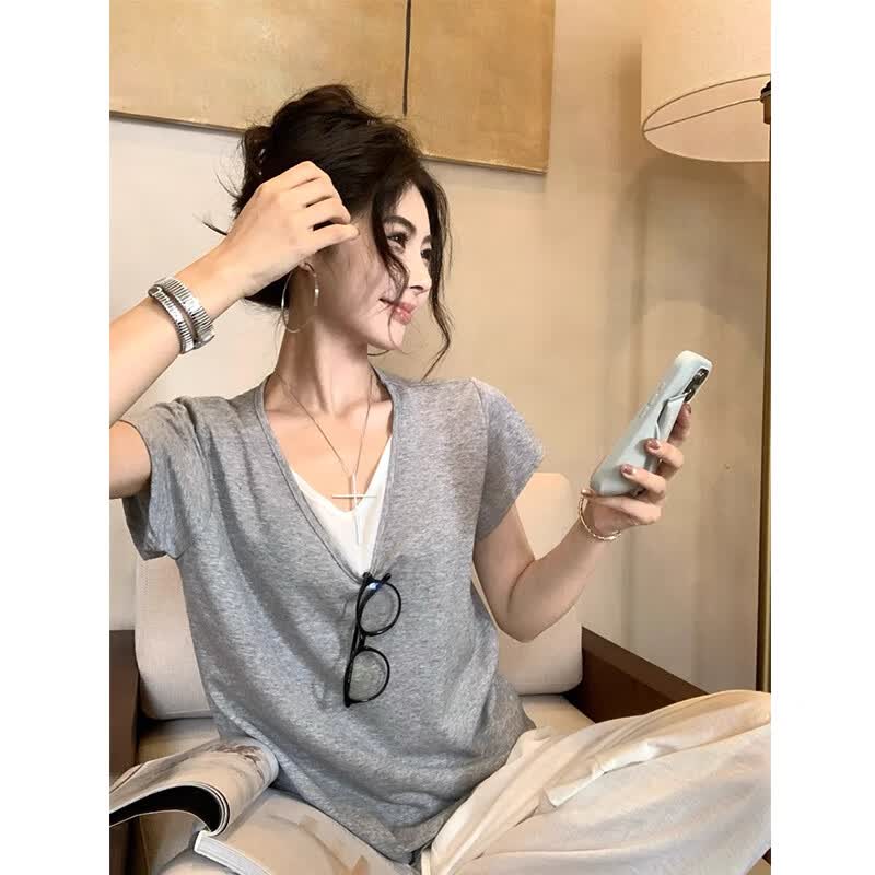 LDBE韩系灰色拼接假两件V领短袖T恤女夏季设计感小众慵懒风松弛感上衣 灰色 M 【80-100斤】