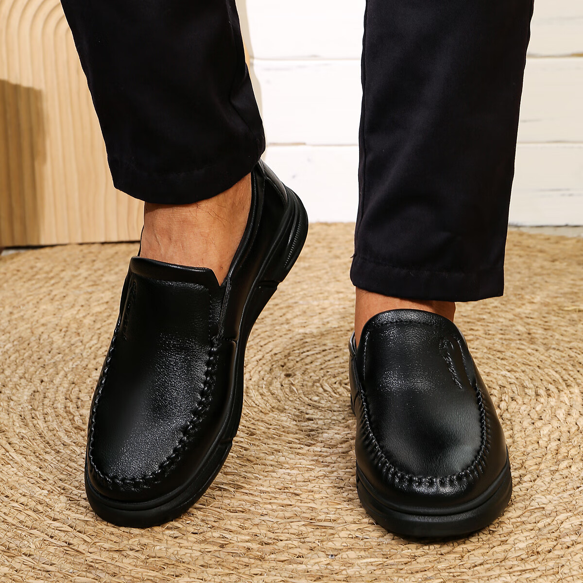 云醍桃语中老年男鞋防滑耐磨舒适商务装男士皮鞋秋季新款一脚蹬轻便皮鞋 黑色 39