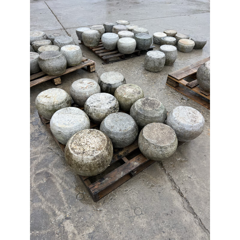 新歲石墩子老石墩青石墩老青石太湖石木柱柱墩底座柱基石擺件 上口20，高度挑差不多