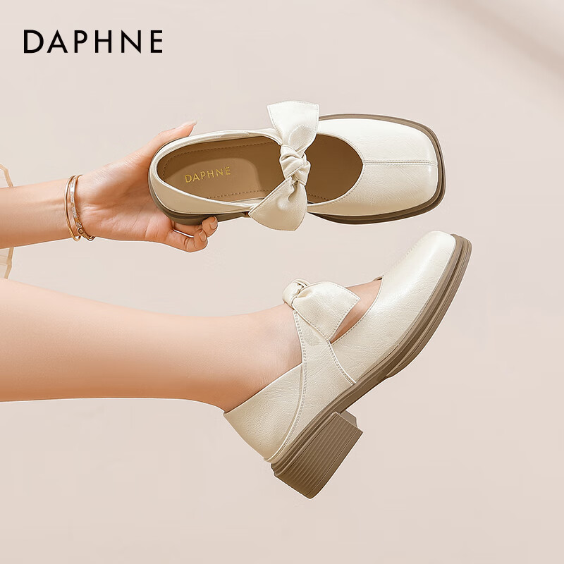 达芙妮复古玛丽珍女鞋2025新款鞋子女单鞋学院风乐福鞋厚底百搭小皮鞋JD 米白色【蝴蝶结款】 37