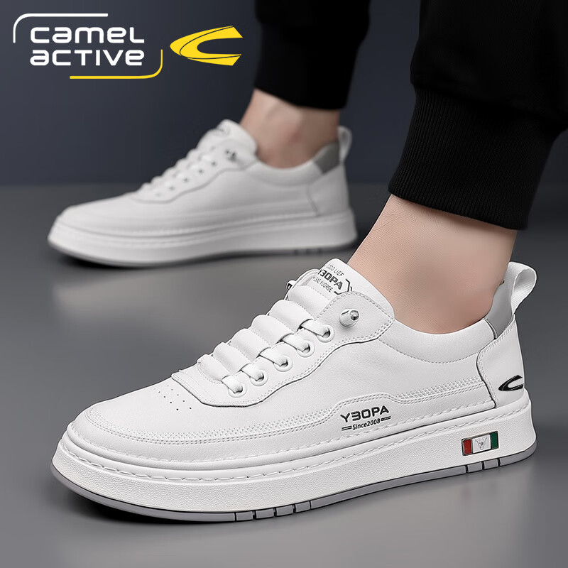 骆驼动感男鞋夏季透气潮流百搭低帮休闲白色板鞋防水防滑一脚蹬运动小白鞋 米色 44