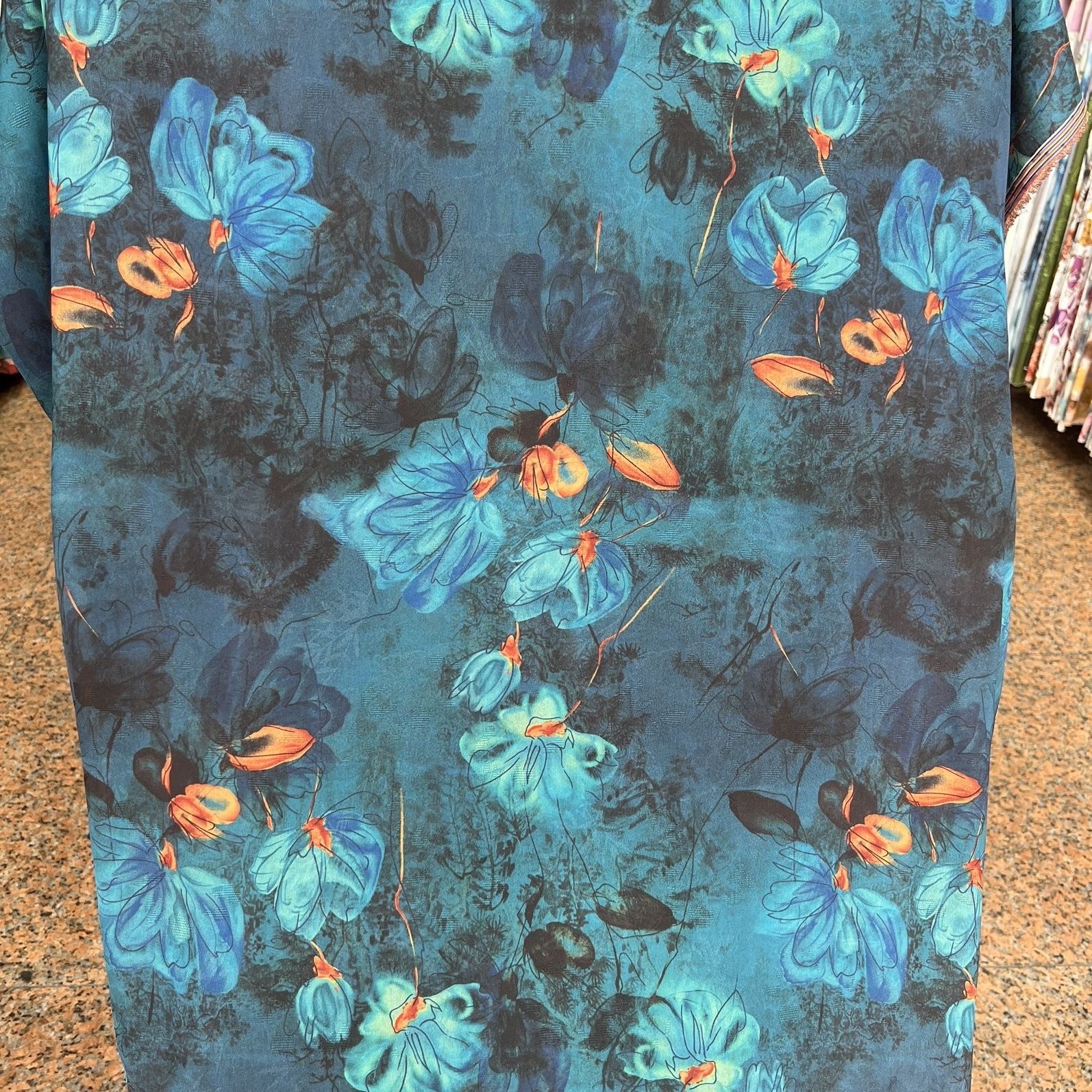 枝瑤鶴仿香云紗花蘿紅云紗面料 旗袍連衣裙面料 數(shù)碼花布 布料印花綠色 1米長(zhǎng)門(mén)副1.5寬