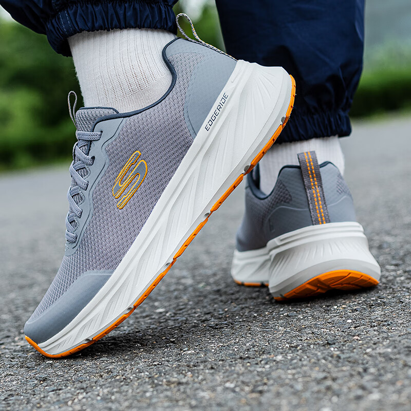 斯凯奇（Skechers）男鞋夏季2025新款软底轻便跑步鞋减震耐磨运动鞋网面透气休闲鞋 232835-GYOR 41