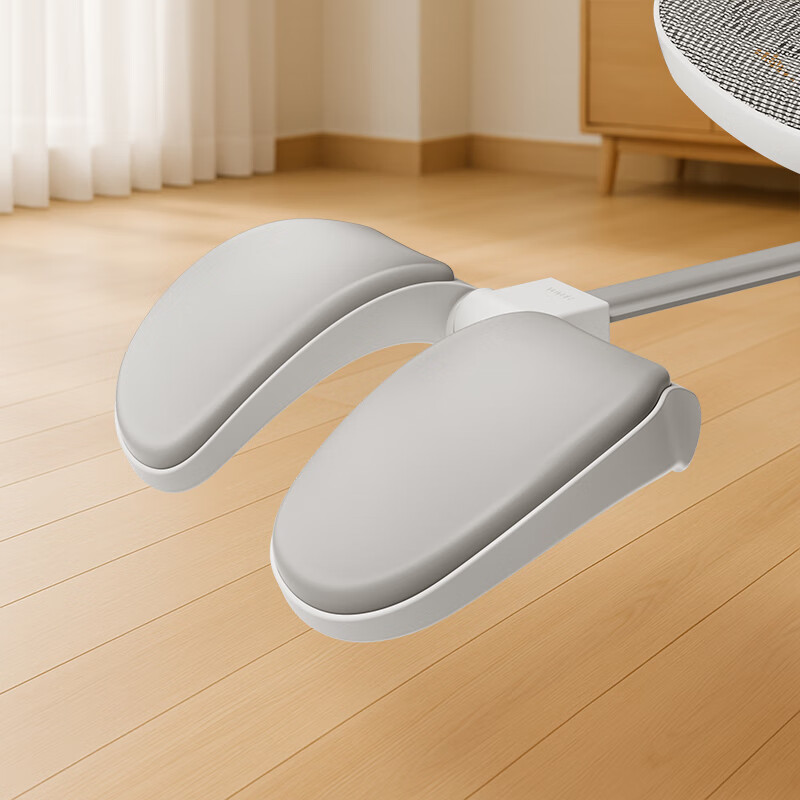 �ڰ׵����幤ѧ���Ե羺����E3 �Ĵ�/P2ԭװ���滻/�������� �ڰ׵�����������̤(��)