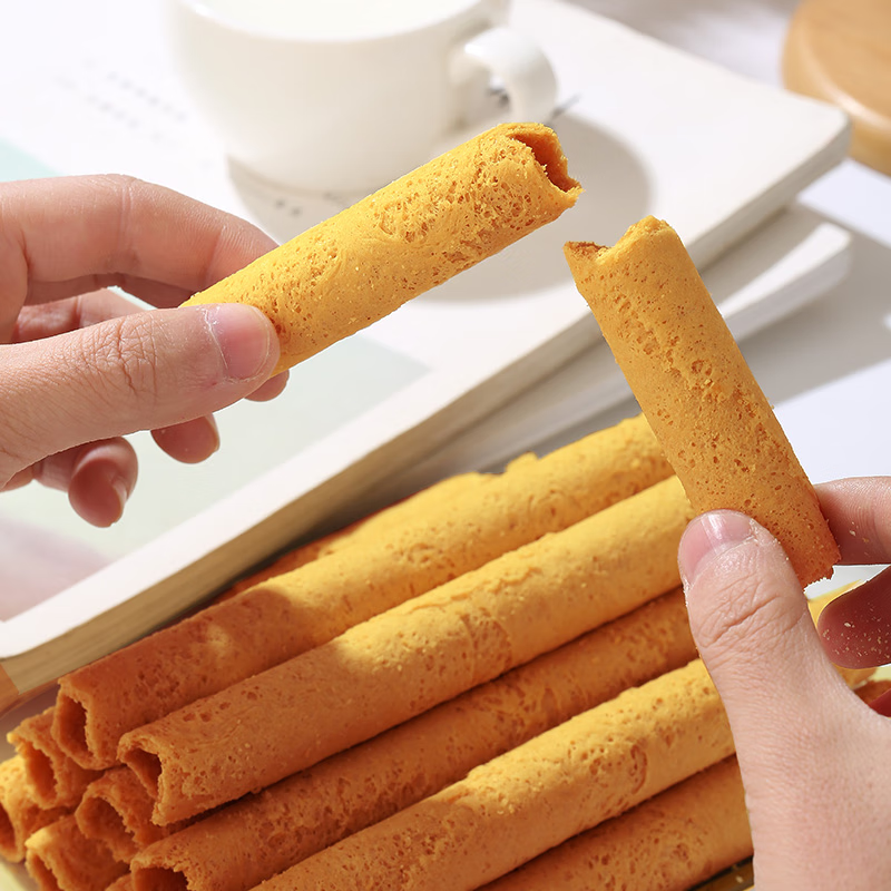 咔啰卡曼咔啰卡曼 纯牛奶黄油蛋卷 零食饼干糕点送礼特产方形铁盒装 608g纯牛奶黄油味*2箱