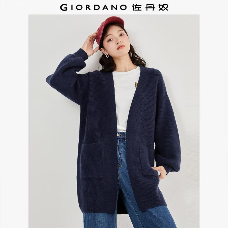 佐丹奴針織外套女加厚無(wú)扣針織開(kāi)衫寬松V領(lǐng)長(zhǎng)款遮臀毛衣13353780