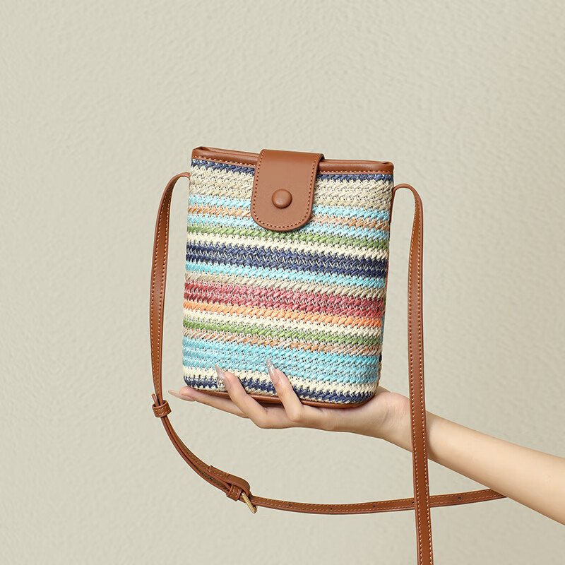 ���ڲ����������Ѱ���Ů���ɰ����е����б���������Ů����ĸ�׽�520�������� �ʺ�ɫ