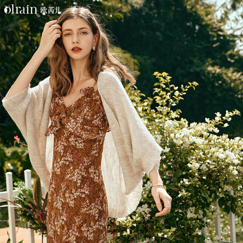 Olrain欧芮儿蝙蝠袖针织开衫春季宽松慵懒薄款毛衣披肩外搭 杏色 S