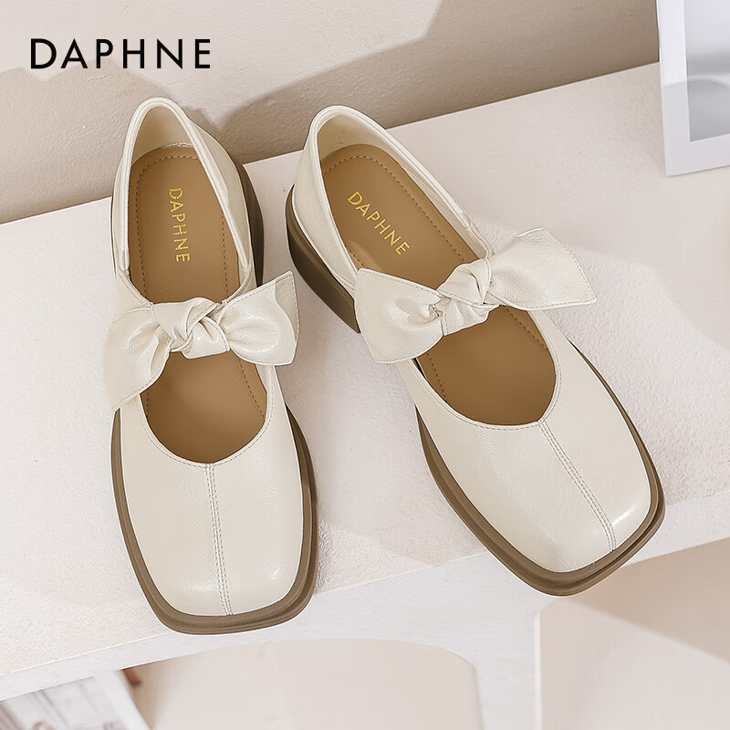 达芙妮复古玛丽珍女鞋2025新款鞋子女单鞋学院风乐福鞋厚底百搭小皮鞋JD 米白色【蝴蝶结款】 37