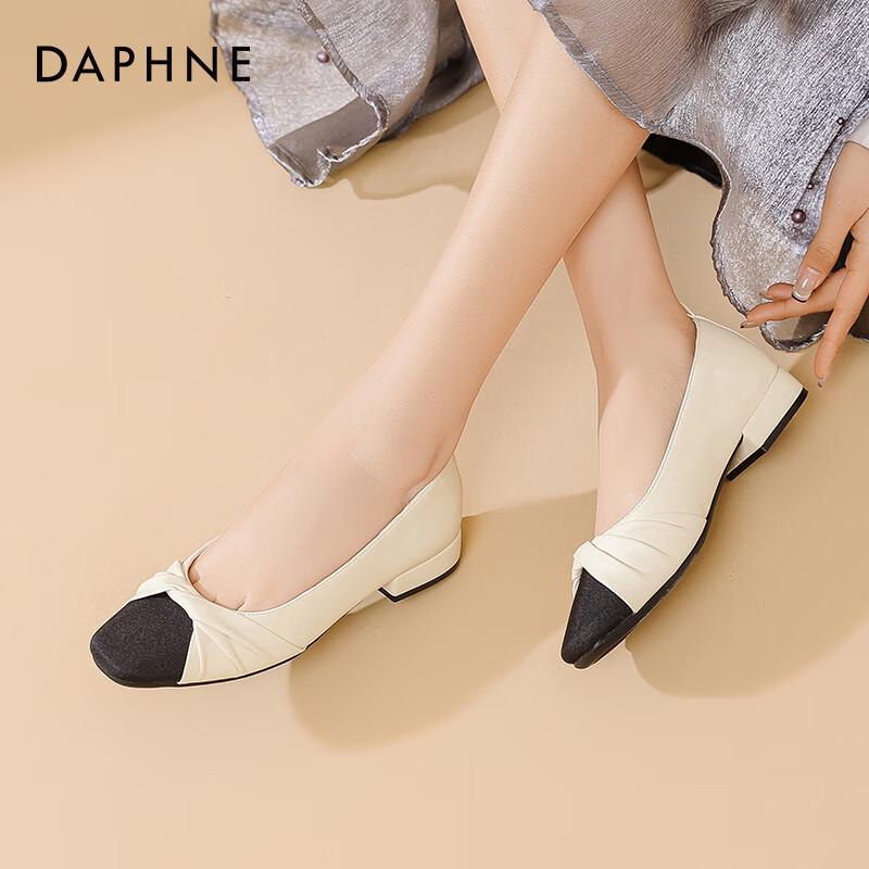 达芙妮平底鞋单鞋女2025新款春季女鞋气质百搭豆豆鞋小香风晚晚鞋JD 米黑色 38