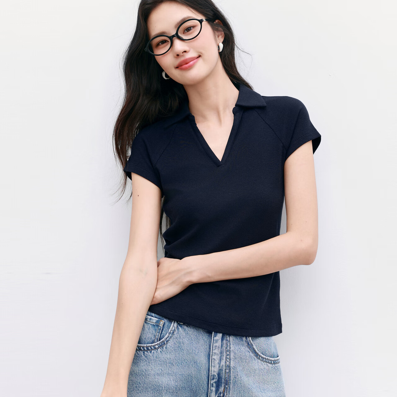 伊芙丽（eifini）伊芙丽2025夏季新款女装V领Polo上衣高弹修身插肩短袖T恤 藏青 预售[6月30日]发 L