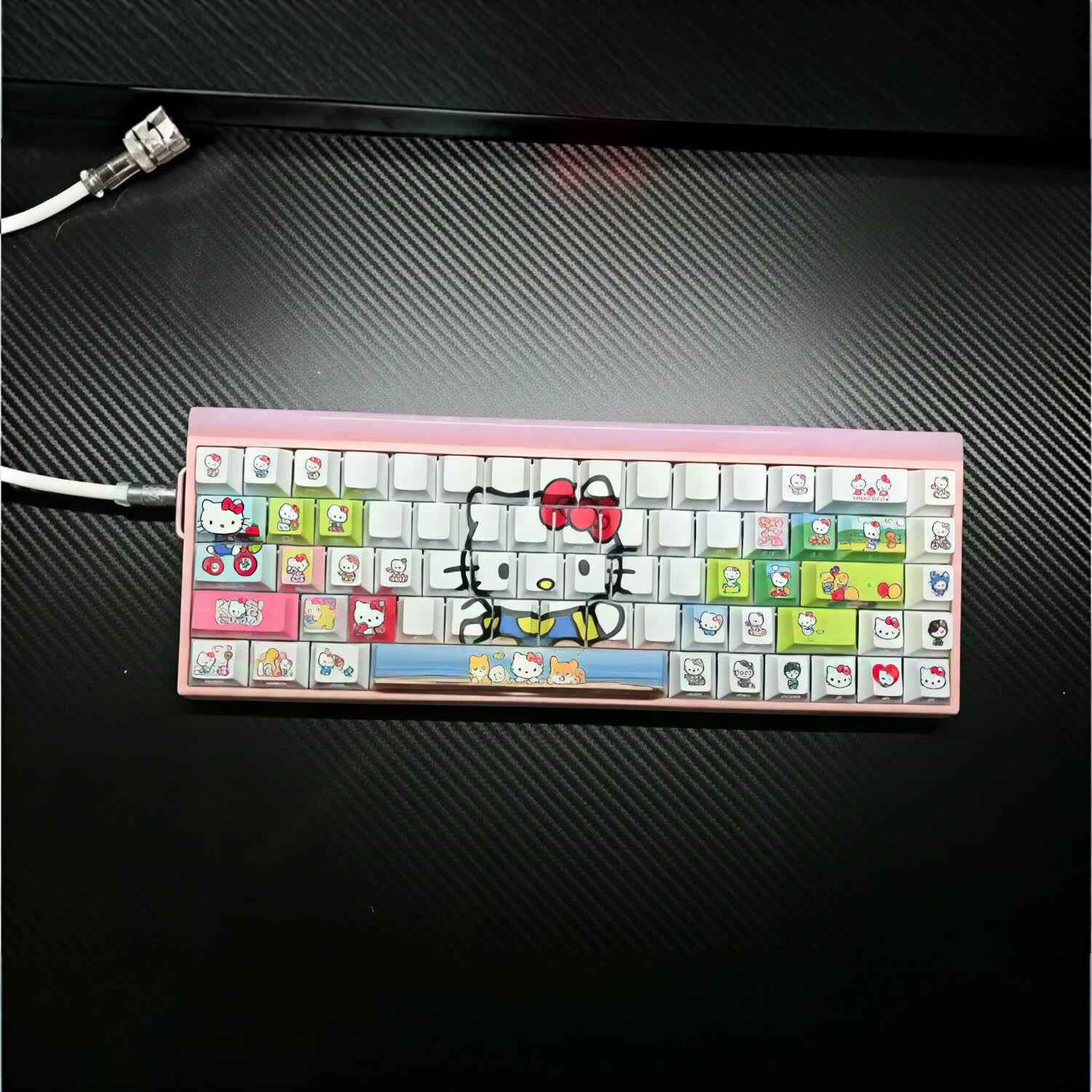 HelloKitty多色键帽侧刻透光wootingez63made68美加狮ev63 atkvgn艾石头小蜜蜂ace68win 白色侧刻透光适配到87键，发全套