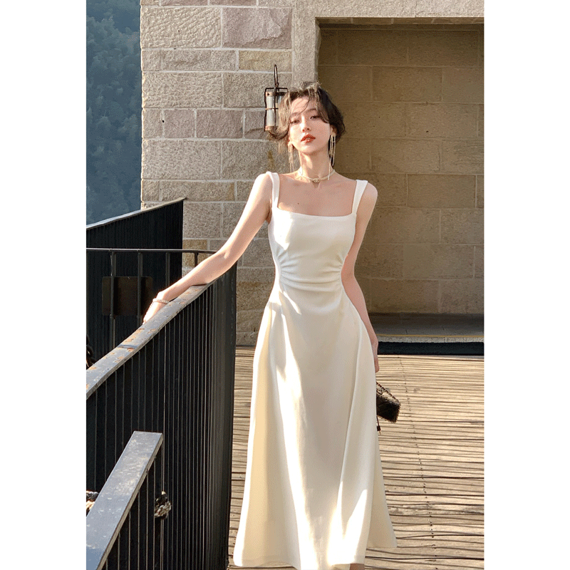 天丂白色吊帶連衣裙女新品夏季小香風(fēng)度假風(fēng)蛋糕裙沙灘女裝顯瘦遮肚子 白色寬式吊帶連衣裙 M