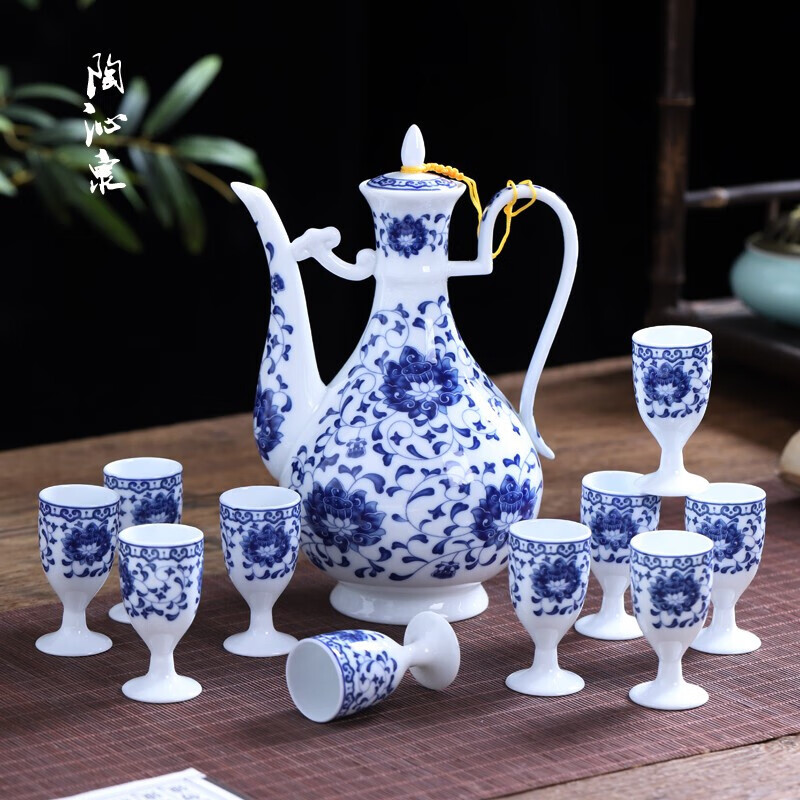 陶沁泉景德鎮(zhèn)陶瓷器中式白酒酒具套裝酒壺酒杯酒盅酒器溫酒壺 富貴連1斤裝配10個(gè)杯子