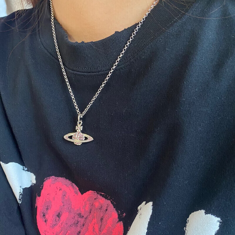 薇薇安·威斯特伍德（Vivienne Westwood）西太后项链土星吊坠项链女生锁骨链轻奢毛衣链送女友新年礼物 粉色-土星项链