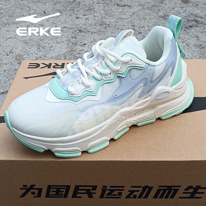 鸿星尔克鸿星尔克秋季女鞋透气新款运动鞋网面轻便百搭耐磨防滑休闲跑步鞋 橡芽白/钰石绿 36