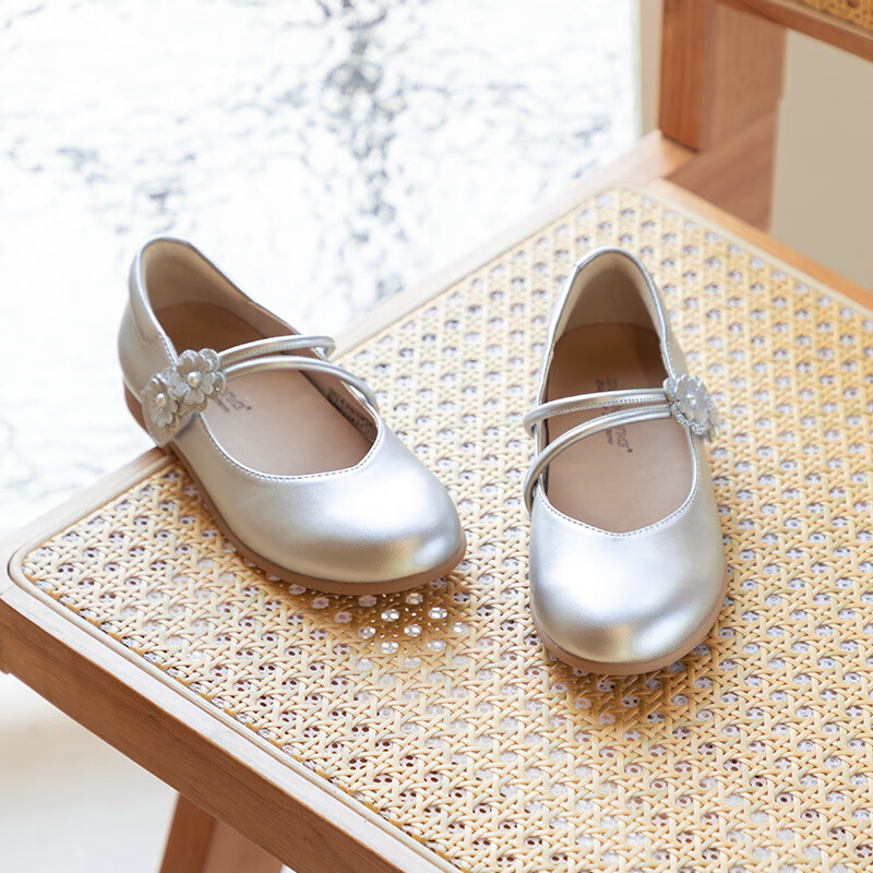 江博士秋季季女童银色公主简约百搭礼仪鞋 校园演出表演儿童皮鞋 银色 29 脚长约18.1-18.7