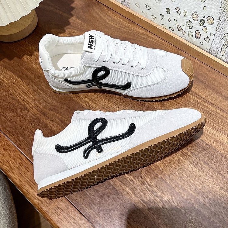 回力四季女款内增高德训鞋王一博2025新款复古阿甘鞋休闲运动鞋 米