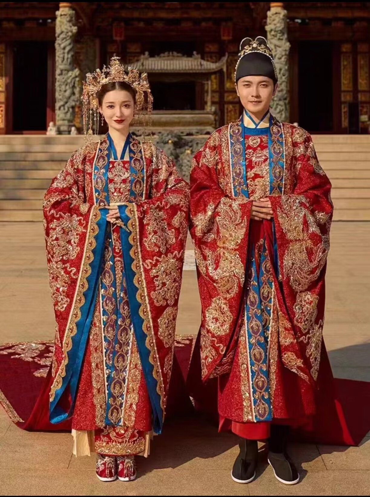 米诗德明制婚服凤冠霞帔全套明制汉服新郎新娘蟒袍情侣装古代婚礼婚纱